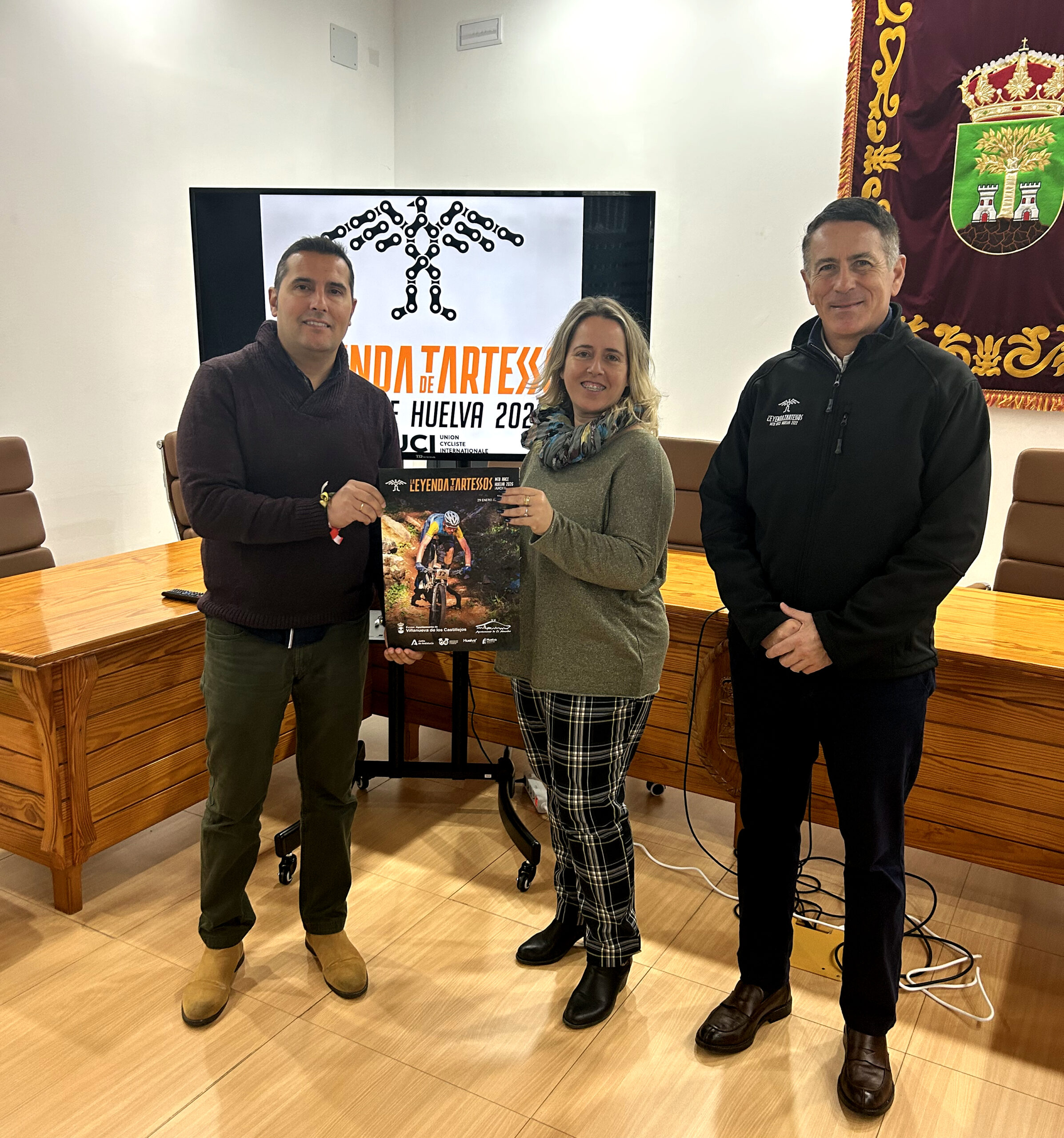 Acto de presentación en Villanueva de los Castillejos y El Almendro.